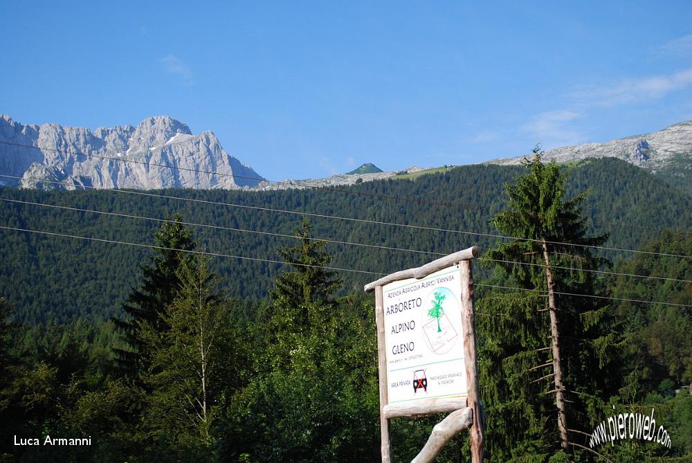 04 Il Ritrovo l'arboreto alpino a Bueggio.JPG